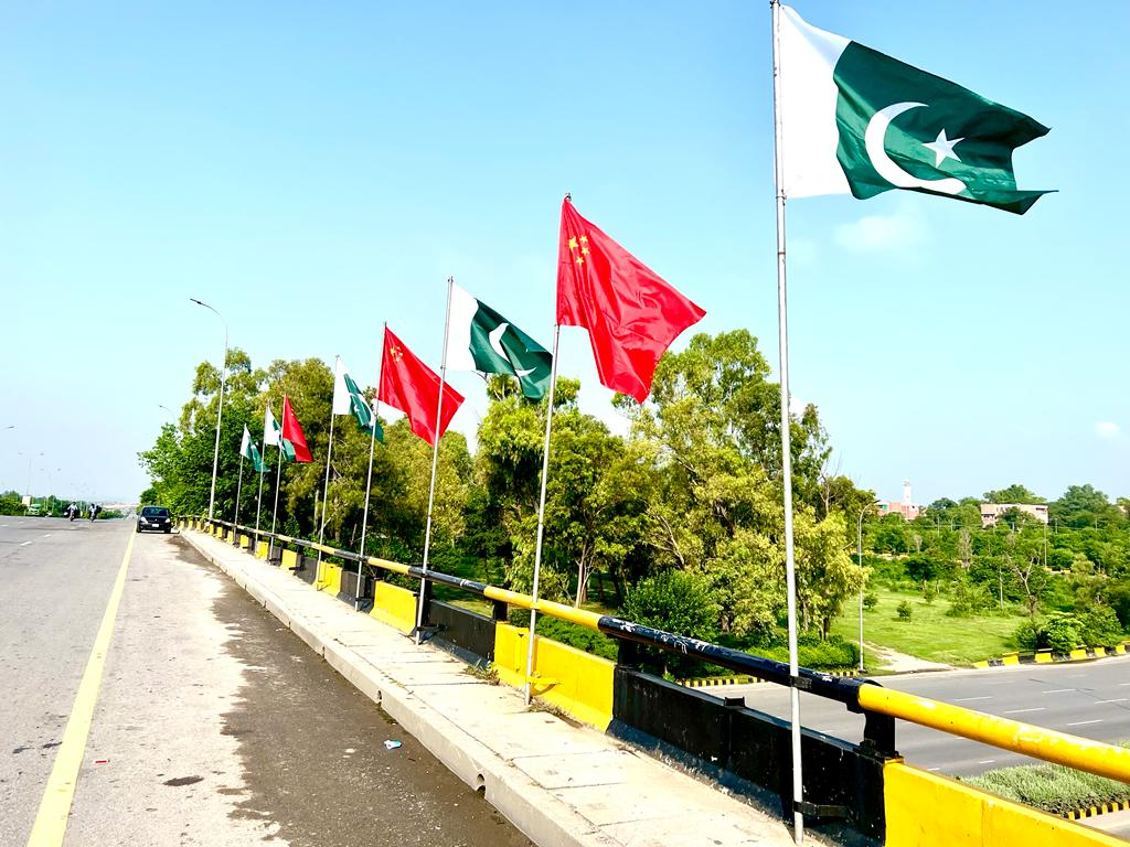 Islamabad was decorated to welcome the Chinese Vice Prime Minister