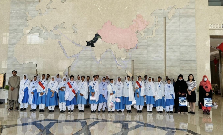Students from China-Pakistan school visit Gwadar Port