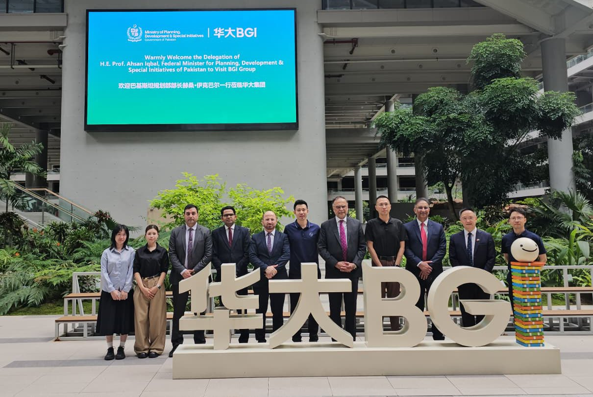 BGI Offers 500 Genomics, Biotechnology Training Scholarships for Pakistan