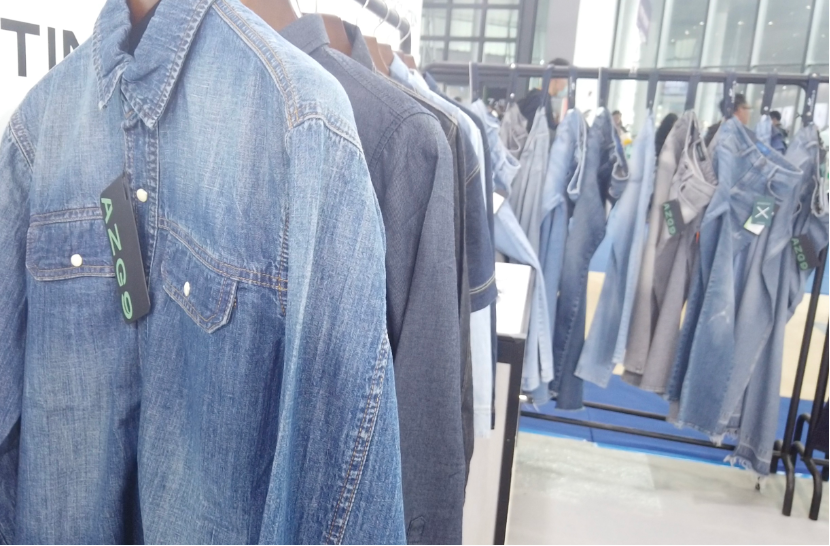Pakistani textile firms participate in Shanghai textile expo