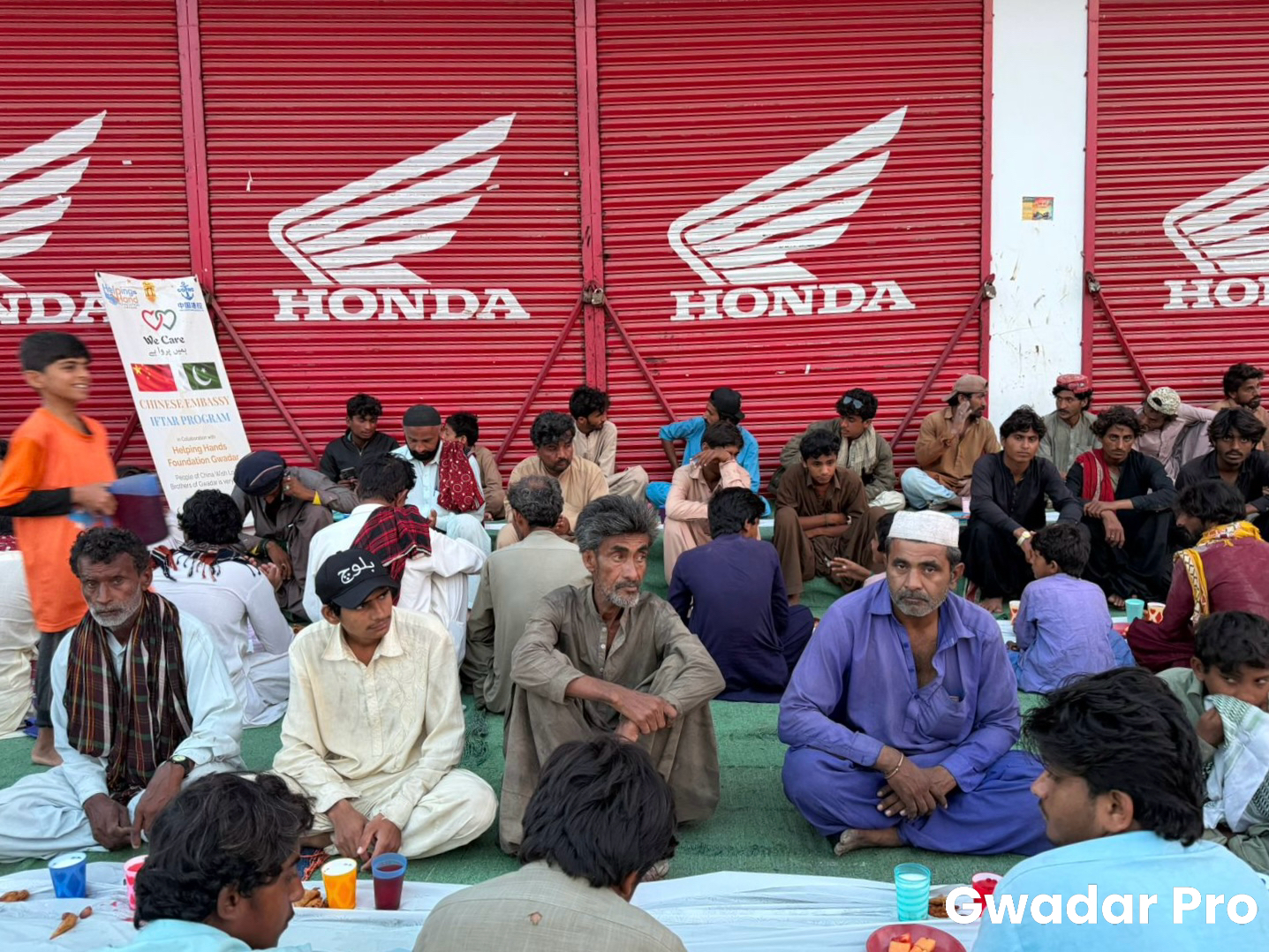 Chinese Embassy hosts charity iftar for 2,400+ Gwadar residents