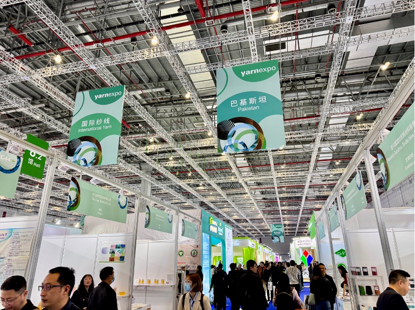 Pakistani textile firms participate in Shanghai textile expo