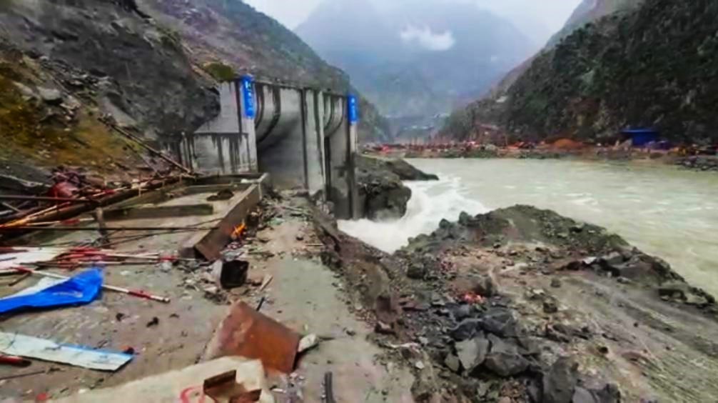 Indus River successfully diverted through 2nd Tunnel at Dasu HPP