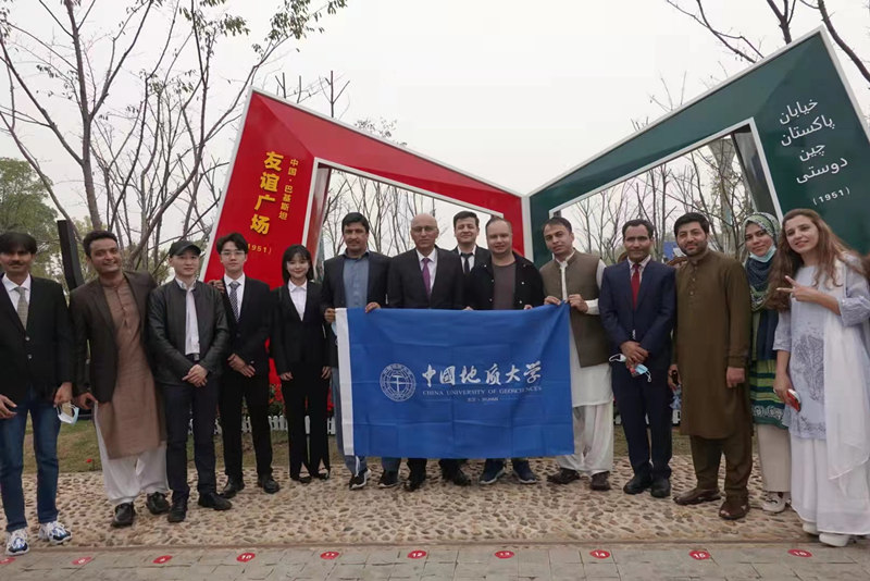 China-Pakistan Friendship Square inaugurated in Wuhan