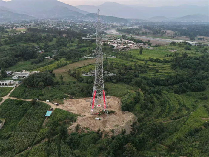 First tower completed for Dasu 765kV transmission line project