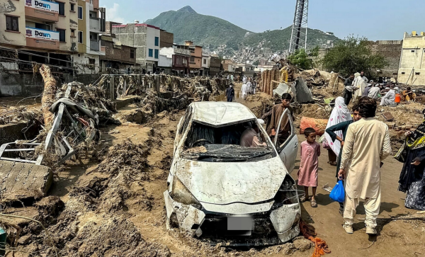 China-Pakistan Youth Volunteers Launch Relief Mission for Flood Victims
