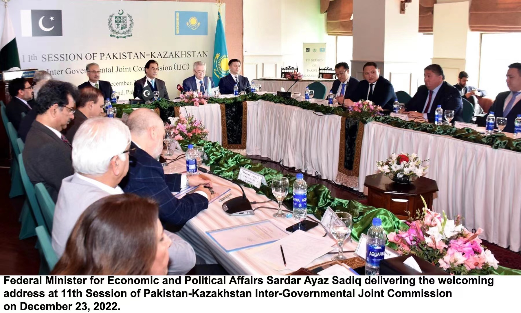 Pakistan urges Kazakhstan to benefit from CPEC