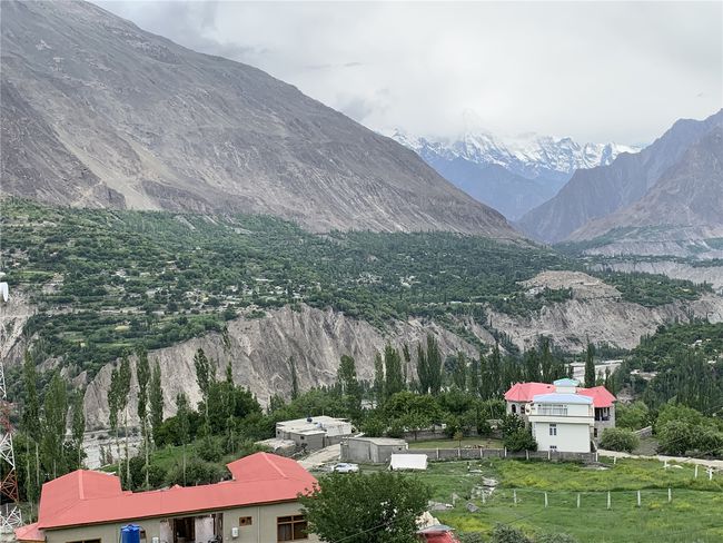 Pak and China work together to reduce pollution from burning wastes